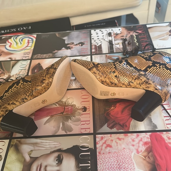 Tory Burch Lace-Up Bootie - Picture 5 of 5